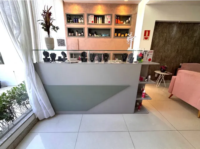 Móveis para empresa e estética