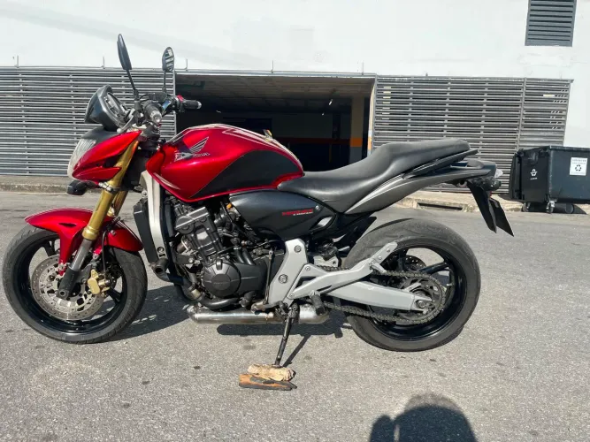 Honda Hornet 2008