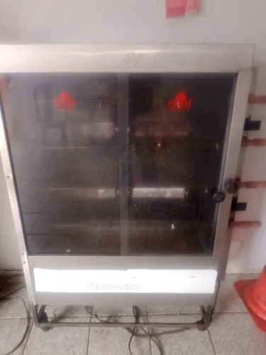 Galeteira elétrica e a gás