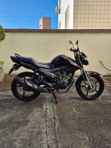 Yamaha Factor 150 ED 2023 - IPVA Pago / Apenas 16.854 km