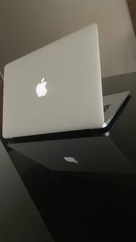 MacBook Air 2015 8gb RAM || 512gb SSD - Conservado