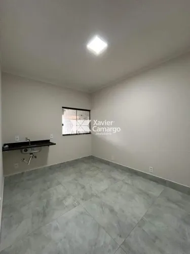 Sala comercial com 11m² para locação no bairro do Estádio - Rio Claro/SP