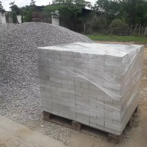 Piso intertravado/ Paralelepípedo