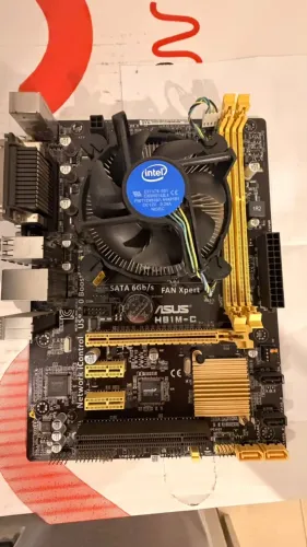 KIT Placa mãe Asus H81 - H81M-C + Core i3-4160 + 4GB DDR3