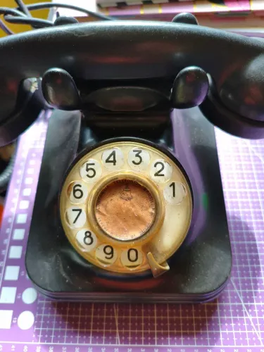Telefone antigo