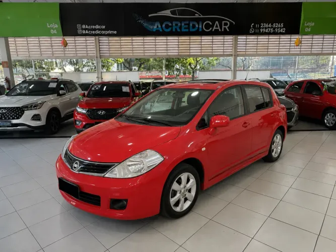 Nissan Tiida SL 1.8/1.8 Flex 16V Mec. 2013