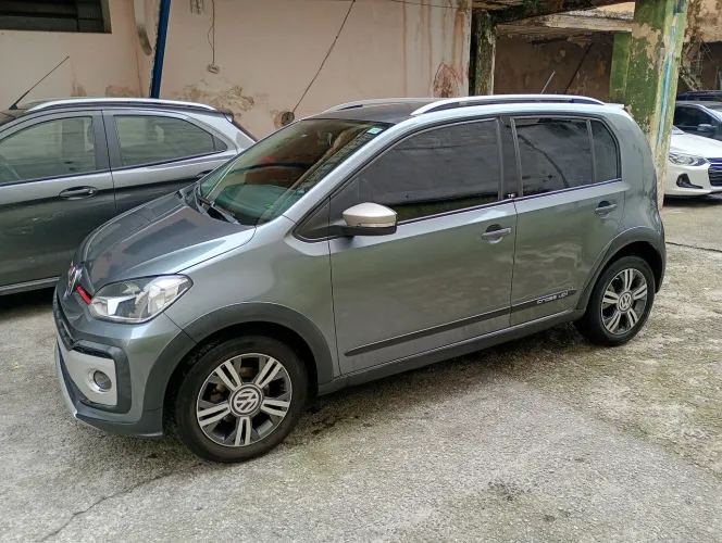 Volkswagen Up! Cross 1.0 TSI Total Flex 12V 5P 2018