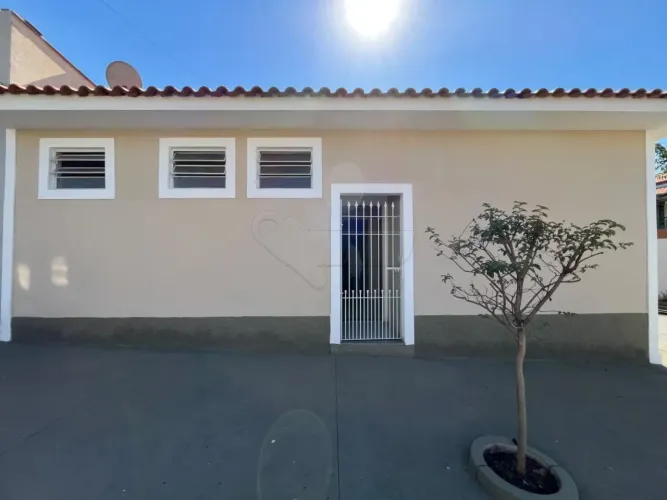 Casa com 02 Quartos para locação na Vila Paulista - Limeira/SP