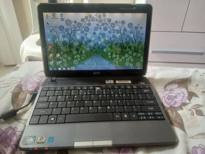 Vende-se notebook acer