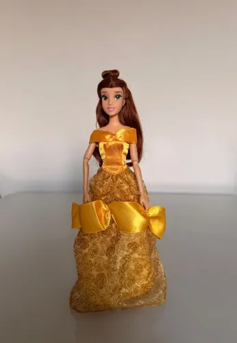 Boneca Bella Disney