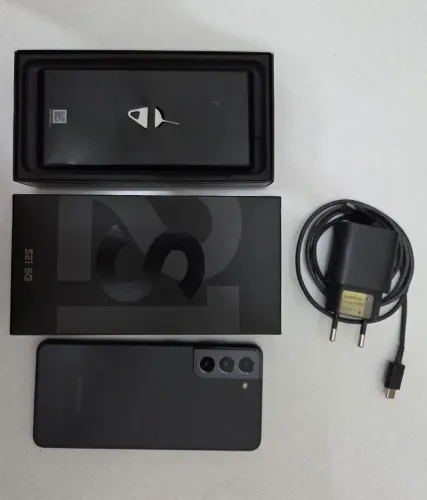 Celular Samsung S21 (128Gb), preto