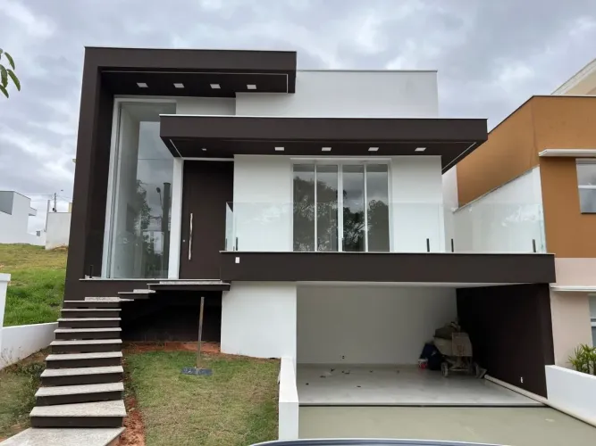 Casa à venda com 3 dormitório ? Ampla, confortável e com excelente estrutura - Condomínio