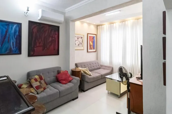 Casa à Venda - Santa Rosa, 3 Quartos, 360 m2