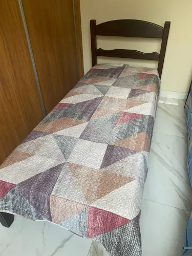 Cama de sucupira