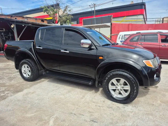 Mitsubishi L200 Triton HPE 3.2 CD TB Int.diesel AUT 2008