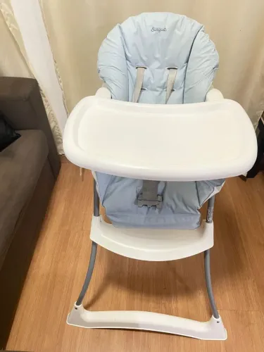 Cadeirinha de alimentação 