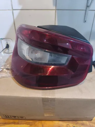 Lanterna traseira de c3