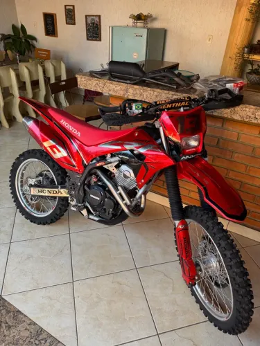 Honda CRF 250F 2025