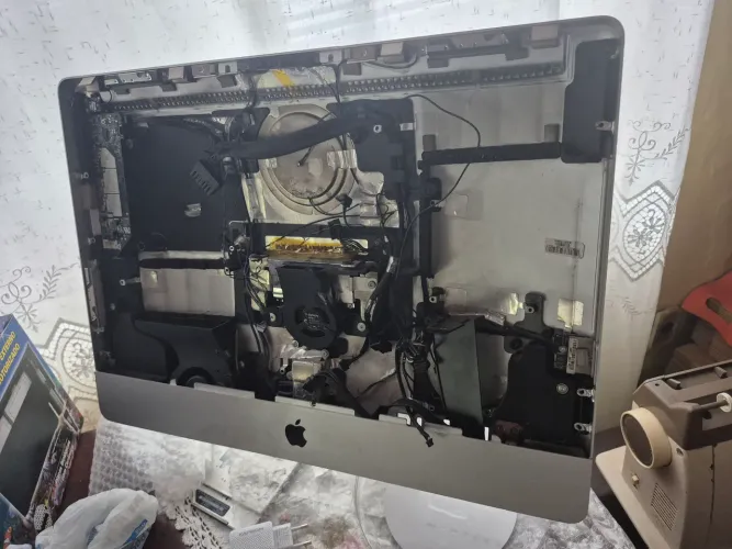 Carcaça imac 21.5 ano 2011