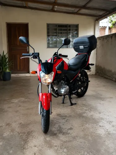Vendo Yamaha 150 único dono