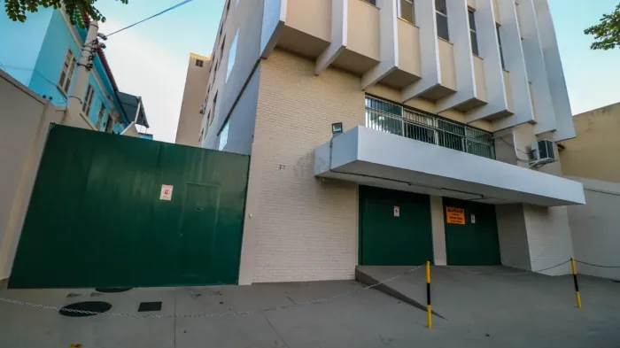 Prédio Corporativo de 3.550 m² à Venda por R$ 17 Milhões em São Cristóvão