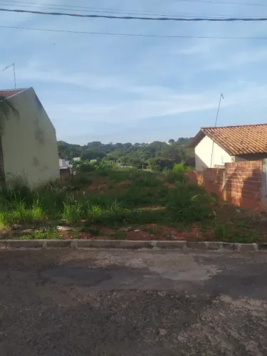 Vendo Lote em Trindade 250m2