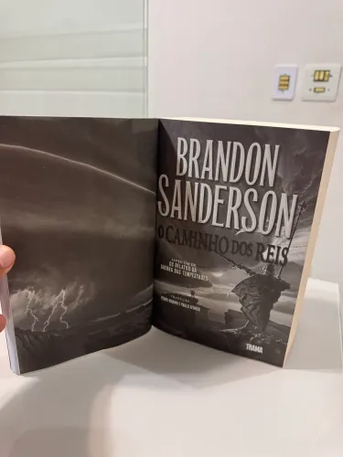 CAMINHO DOS REIS - BRANDON SANDERSON