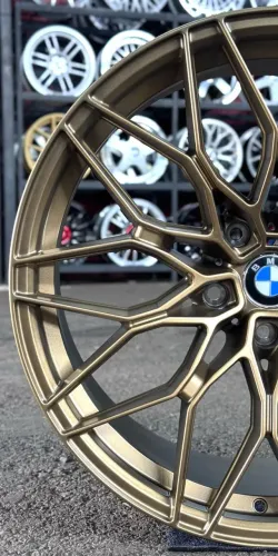 Rodas BMW m3 dourada aro 20