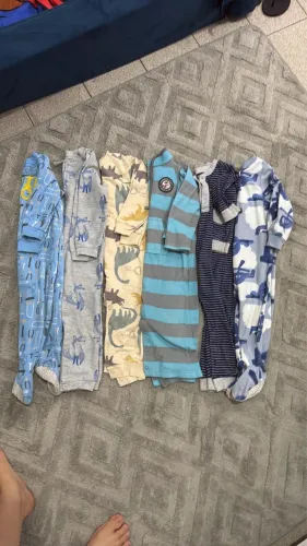 Kit 6 macacões Carters (18m e 24m)