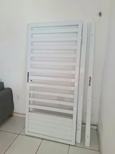 PORTÃO ALUMÍNIO BRANCO