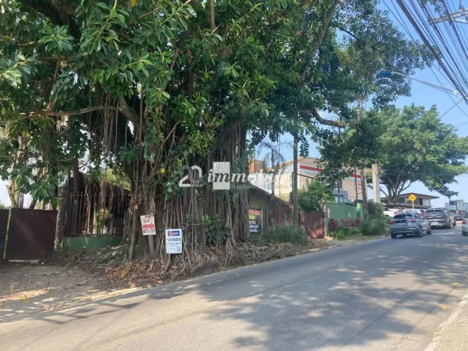 Casa à venda e para alugar em Cotia, Granja Viana, com 4 quartos, com 450 m²