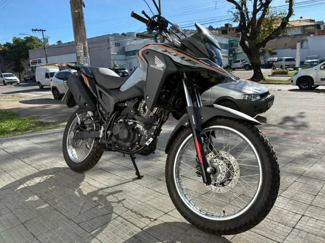 XRE 190 CINZA 2024/2025