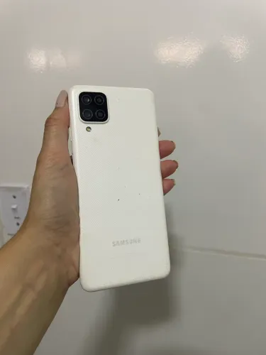 Samsung a12