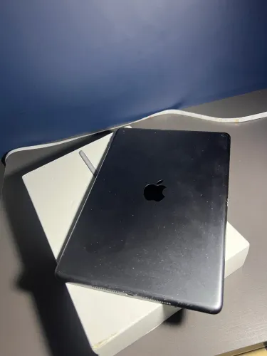 iPad 9º geração 64gb cinza