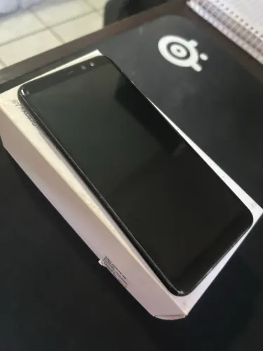 Samsung A8
