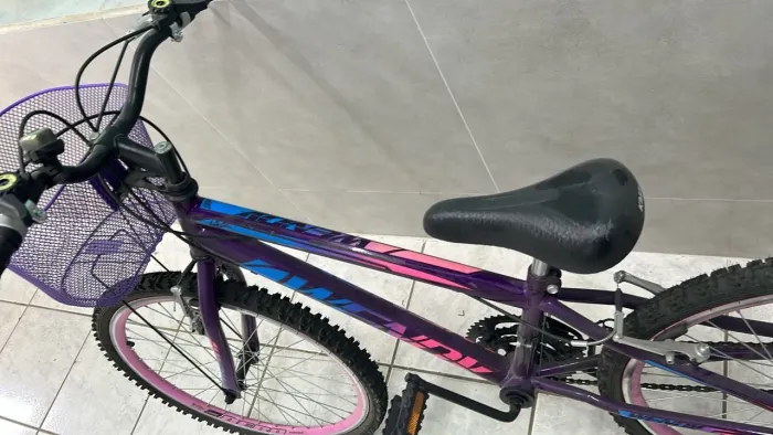 Bicicleta Aro 20 Feminina Roxa/Rosa - Muito Conservada