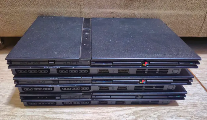 Kit com 3 playstation 2 com defeito nao dou garantia