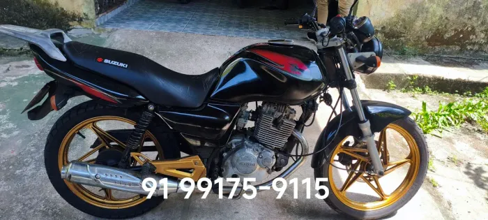 Vendo yes 125 c várias peças novas,carburador,pneus