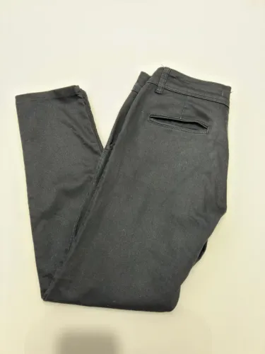 Calça sarja preta 