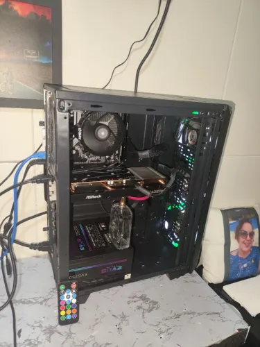 PC Gamer Ryzen 7 + RX 6600 32GB Roda Tudo