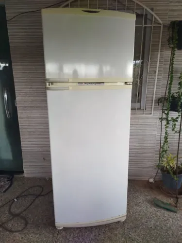 Geladeira duplex Brastemp frosfree 417 litros