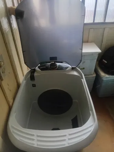 Vende se um tanquinho de lavar roupa semi novo tudo novo nenhum quebrado 