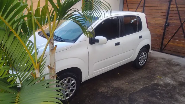 Fiat Uno Vivace Celeb. 1.0 EVO F.flex 8V 5P 2016