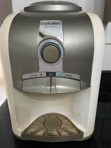 BEBEDOURO ESMALTEC