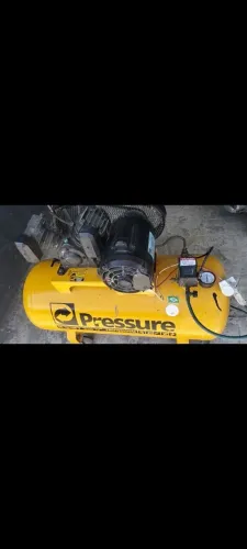 Vendo esse compressor pressure 100 litros