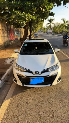 Toyota Yaris XLS Connect 1.5 Flex 16V 5P AUT 2021