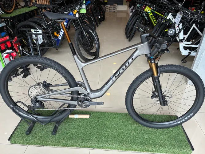 Bicicleta Scott Spark RC Expert 2027 - 0km
