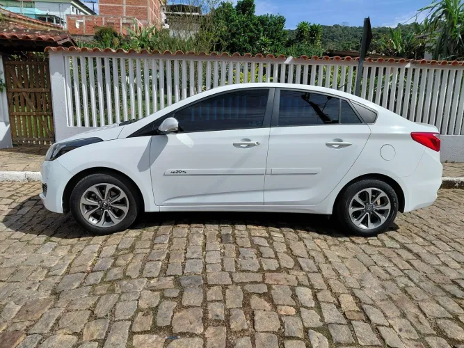 Hyundai HB20S C.style/c.plus1.6 Flex 16V Aut. 4P 2018