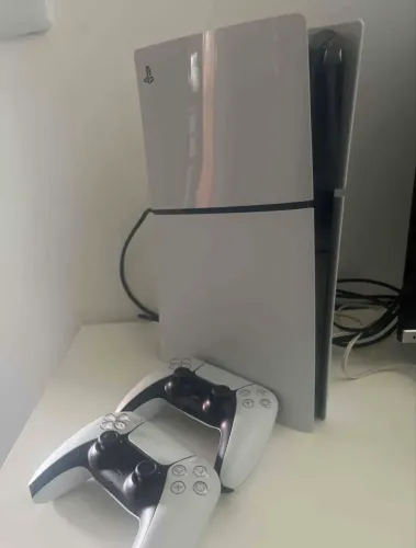 Ps5 Slim com 2 controles (quero trocar em pc gamer)