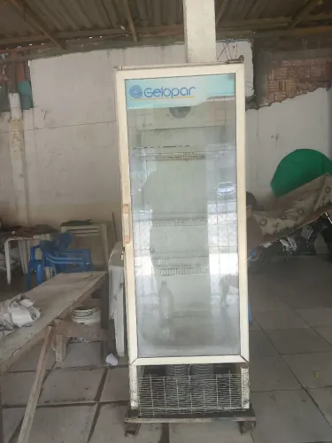 Freezer vertical expositor
